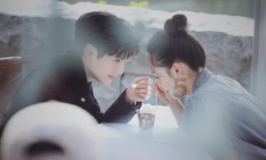 如果老公过世，老婆要带走全部孩子，再分割夫妻财产，一般法律会怎么判？游戏画面